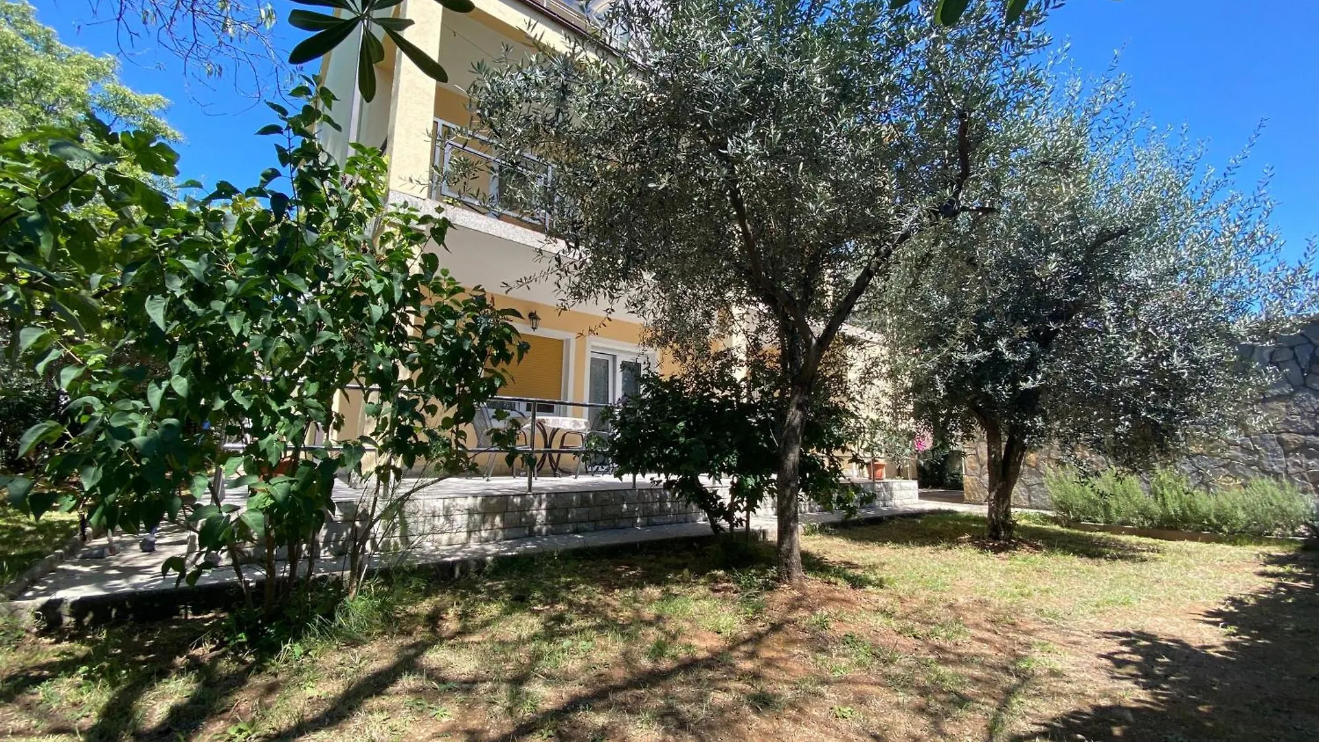Apartments Topic & Krk Central Location Krk Town