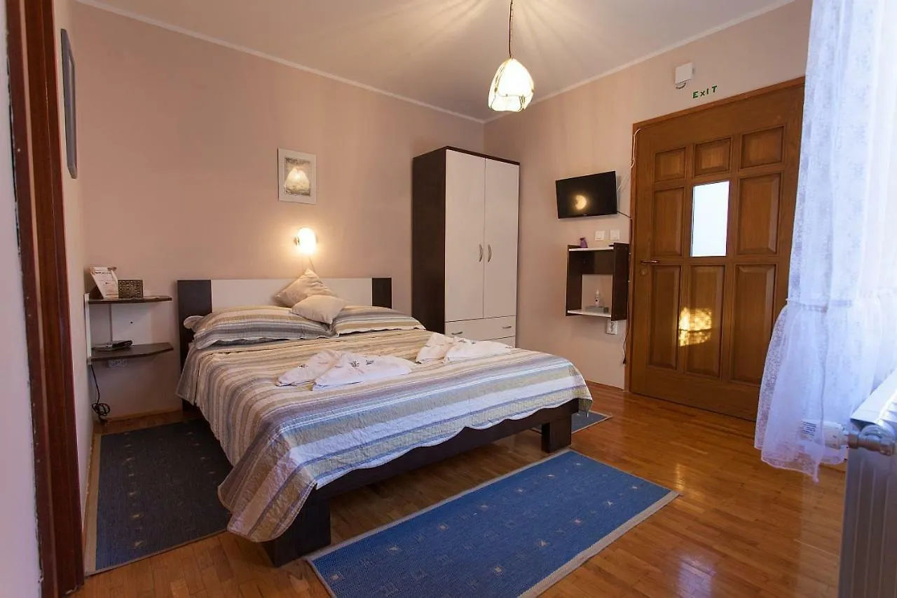 Apartments Topic & Krk Central Location Krk Town